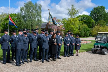 Nieuwe Ooster Mezarlığı 'ndaki 2. Dünya Savaşı kayıplarını hatırlamak Hollanda 2019