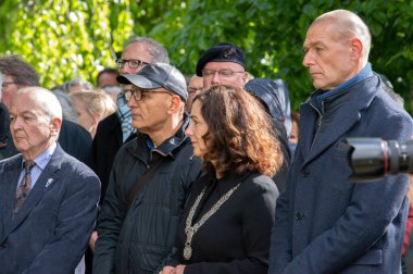 Nieuwe Ooster Mezarlığı 'ndaki 2. Dünya Savaşı kayıplarını hatırlamak Hollanda 2019