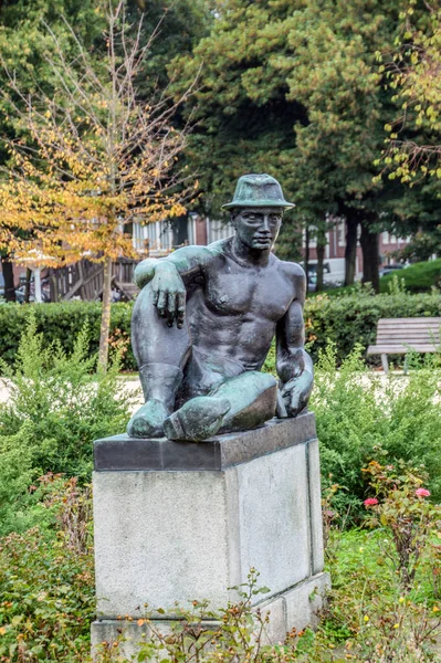 Statue Rustende Tuinder Amsterdam West Netherlands 2018 — Stock Photo, Image