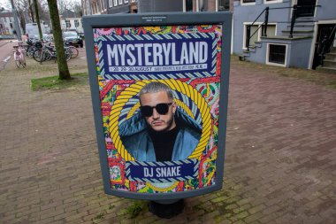 Billboard Gizemli Diyar DJ Yılan Amsterdam 'da Hollanda 2020