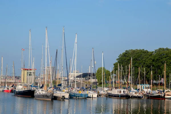 Harbor Aong Schellingwouderdijk Street Amsterdamie Holandia 2020 — Zdjęcie stockowe