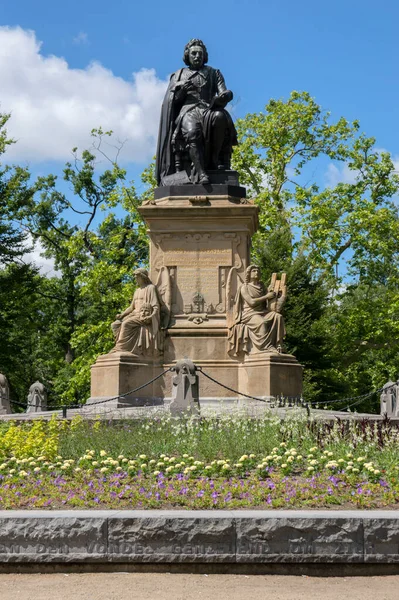 Estatua Vondelmonument Parque Vondelpark Amsterdam Los Países Bajos 2020 — Foto de Stock