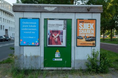 Amsterdam 'da peş peşe üç ilan tahtası Hollanda 24-6-2020