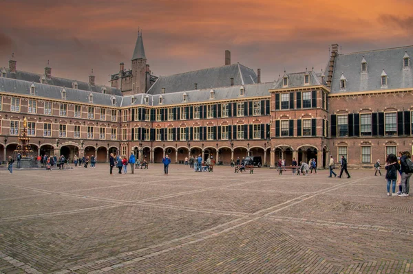 Het Binnenhof Den Haag Nederland Met Een Rode Lucht 2018 — Stockfoto