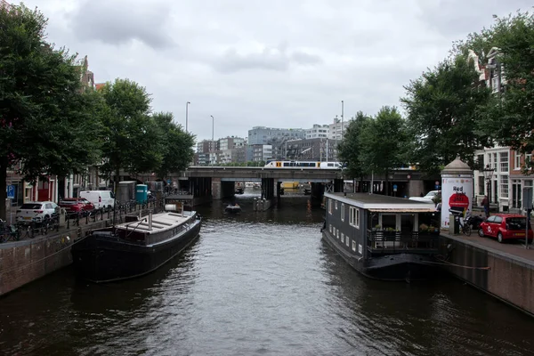 Vista Desde Puente Eenhoornsluis Ámsterdam Los Países Bajos 2021 — Foto de Stock
