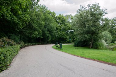 Amsterdam 'daki Flevopark' ta Yürüyüş Yolu Hollanda 18-6-2020