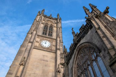 Manchester Katedrali 'ndeki Saat Manchester İngiltere 2019