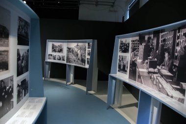 Hollanda 2019, Amsterdam 'daki Soykırım Müzesinde Fotoğraf Sergisi