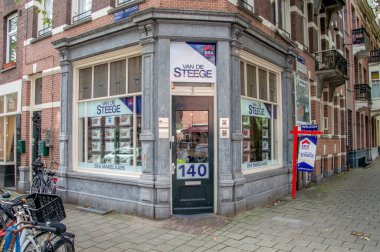 Van De Steege Emlak Şirketi Cesezurbaan Sokağı Amsterdam Hollanda 2018