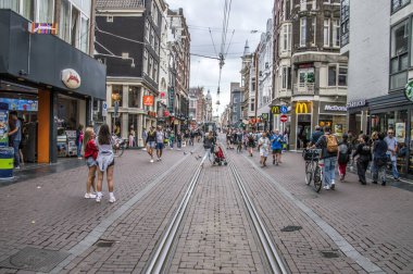 Amsterdam 'daki Leidsestraat Sokağı Hollanda 2018