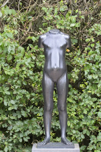 Statue Standing Girl Muiden Netherlands 2021 — Stock Photo, Image