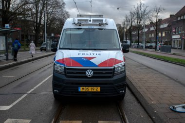 Front View Forensische Opsporing Verkeer Polis Minibüsü Amsterdam 7-12-2021