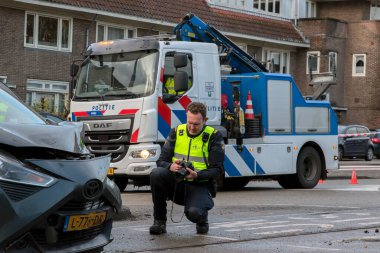 Hollanda 7-12-2021 Amsterdam 'da Bir Araba Kazasında Polis Fotoğrafçısı