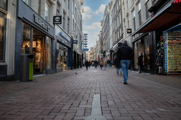 Menschen Die Auf Der Straße Kalverstraat Amsterdam Spazieren Gehen Die — Stockfoto