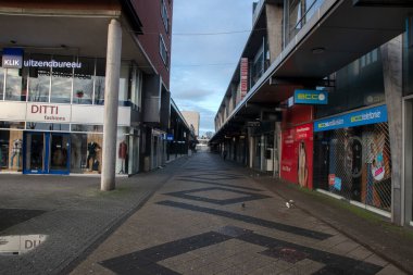 Amsterdam 'daki Osdorpplein Meydanı' ndaki Dükkanlar Hollanda 11-3-2020