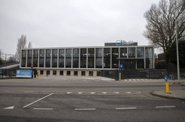 Swapfiets and AH Pickup Building Amsterdam 'da Hollanda 24-2-2022