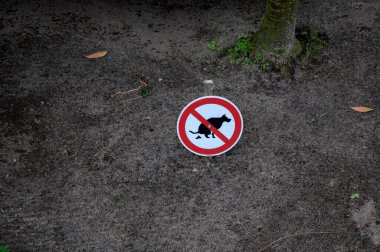 Naarden 'de Köpeklerin Kaka Yapması İçin Genel Yasak İşaret 15-2-2022