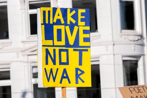 Billboard Kochać Nie Wojna Pax Demonstracja Przeciw Wojnie Ukrainie Amsterdamie — Zdjęcie stockowe
