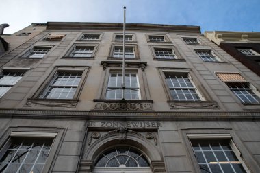 Amsterdam 'daki Zonnewijser Binası Hollanda 8-2-2022