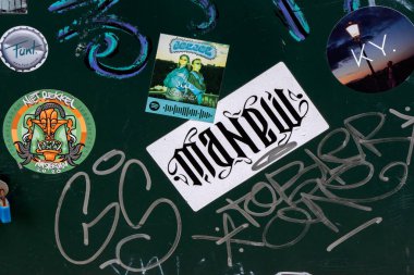 Hollanda, Amsterdam 'da Çıkartmalarla Zarar Verme 8-2-2022