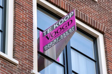 Billboard Makelaardij Voogd Amsterdam 'da Satılık Ev 23-6-2022