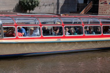 Hof Van Holland Kanalı 'nın İçindekileri Kapatın Amsterdam' da Tekne Gezisi 28-6-2022 Hollanda