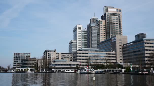 Business Skyline Vanaf Park Somerlust Aan Amstelrivier Amsterdam 2022 — Stockvideo