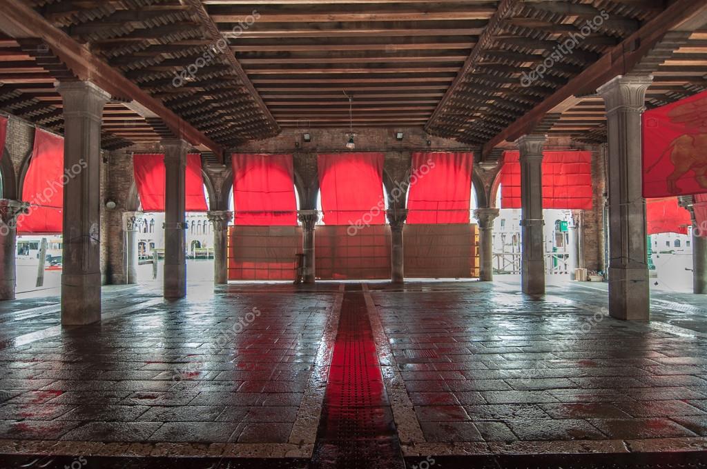 Venice Empty Market Place Stock Photo C Infotrontof 31020951