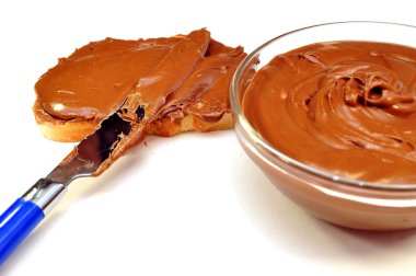 Çikolata kremalı ve buğday tost