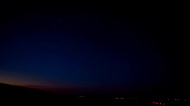 site hills nehir gökyüzü görünümünden Timelapse