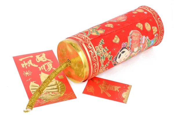 Китайский фейерверк и красный карман — стоковое фото