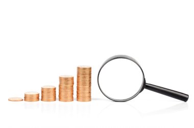 Büyüteç ve madeni paralar