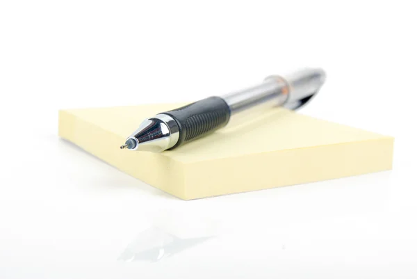 Notepaper and pen — Stock Photo, Image