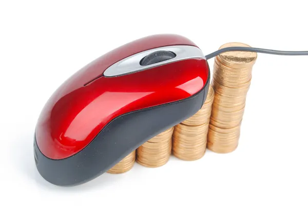 Mouse de computador e moedas — Fotografia de Stock