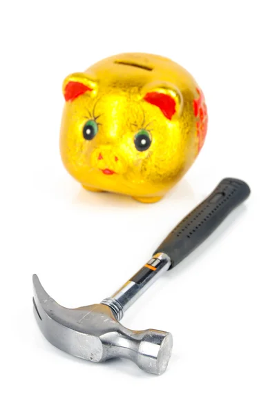 Hammer und Sparschwein — Stockfoto