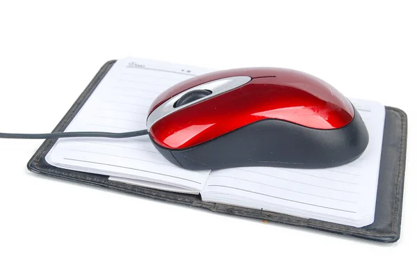 Mouse computador vermelho e bloco de notas — Fotografia de Stock