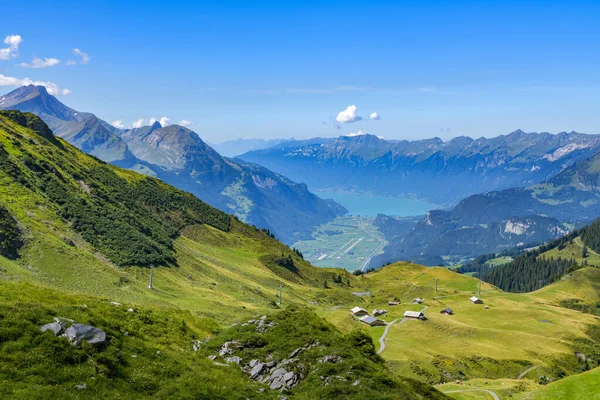Hasliberg Zwitserland Augustus 2019 Uitzicht Kleine Huisjes Dicht Bij Kabelbaan — Stockfoto