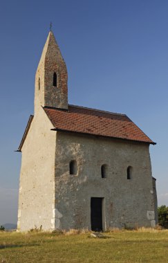 Romanesk kilise Aziz michael