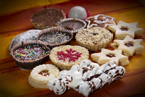 Foto de varios pasteles dulces — Foto de Stock