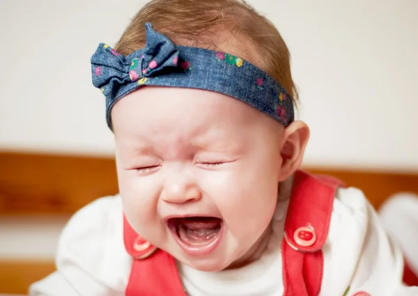 Crying baby girl — Stock Photo, Image