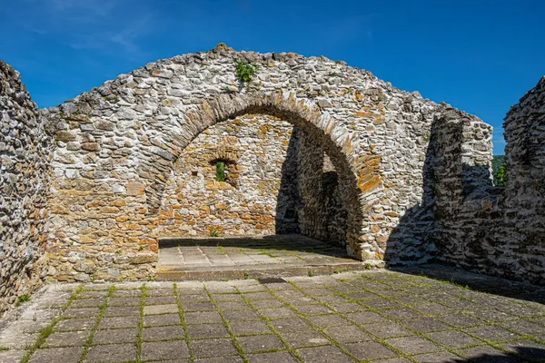 Slovak Cumhuriyeti Nin Lucka Köyündeki Hussite Kilisesinin Kalıntıları Dini Mimari — Stok fotoğraf