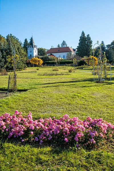 Romantic Manor Arboretum Tesarske Mlynany Slovak Republic Travel Destination — Stock Photo, Image