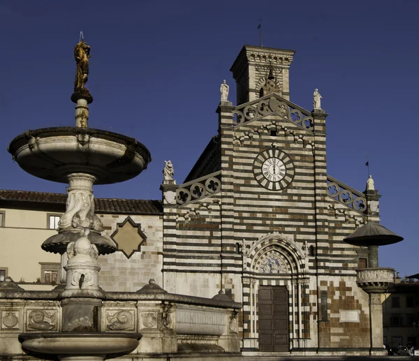 Prato Catedral vista — Fotografia de Stock