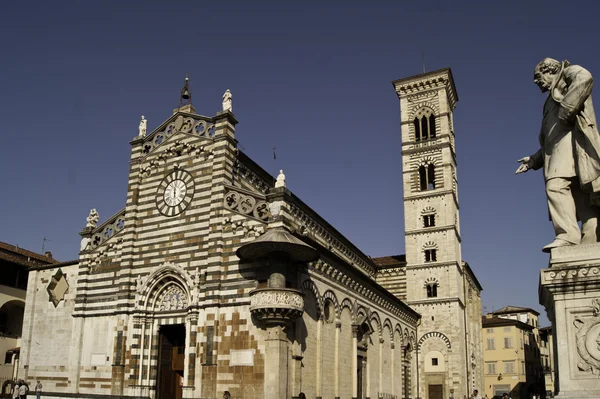 Vista de la Plaza de la Catedral de Prato — Foto de Stock