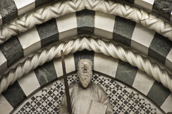 Мраморное убранство собора Сан-Зено — стоковое фото