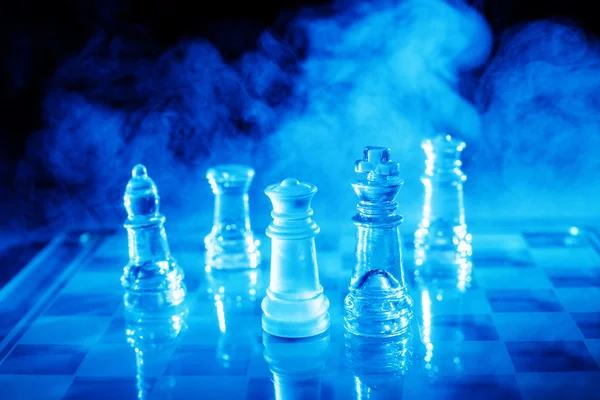 Курение шахмат — стоковое фото