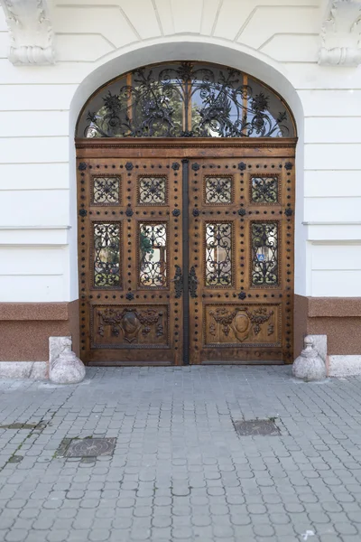 Puerta de madera vieja — Foto de Stock