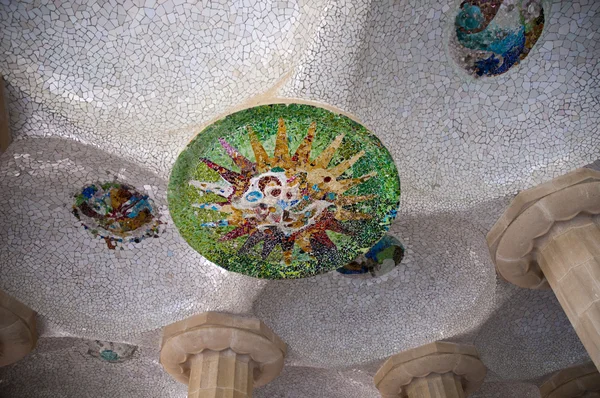 Some Mosaic architecture on park guell — Stock Photo, Image