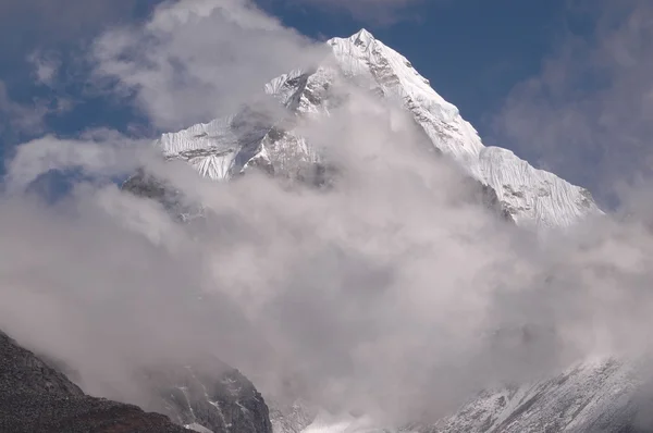 The summit of nepal hymalayas — Stock Photo, Image