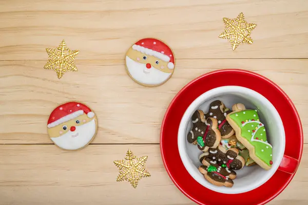 Socker Belagda Kex Och Jul Tema Cookies Med Doftande Ljus — Stockfoto